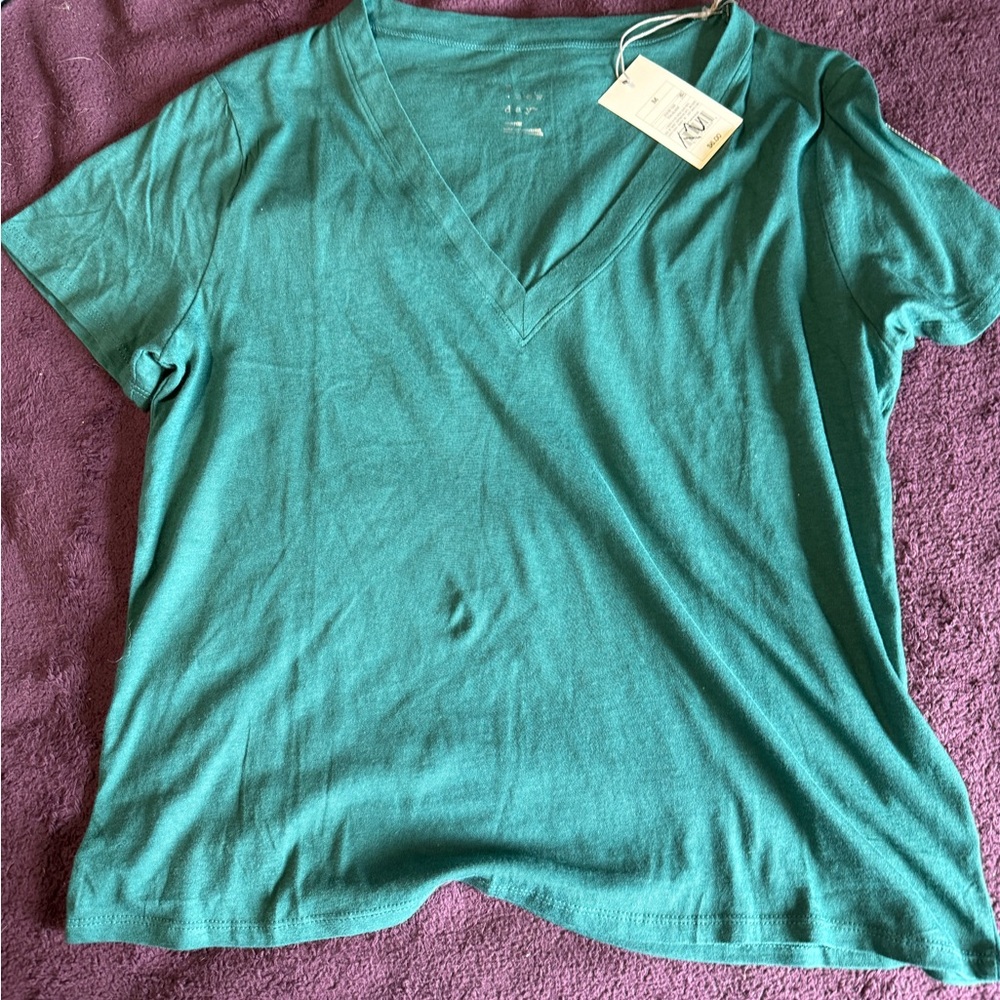 NWT teal women’s shirt medium